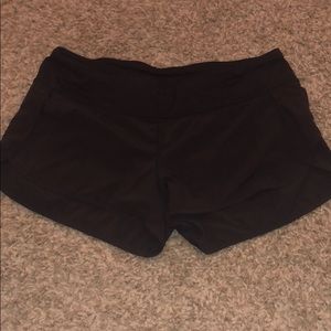 Lululemon shorty short